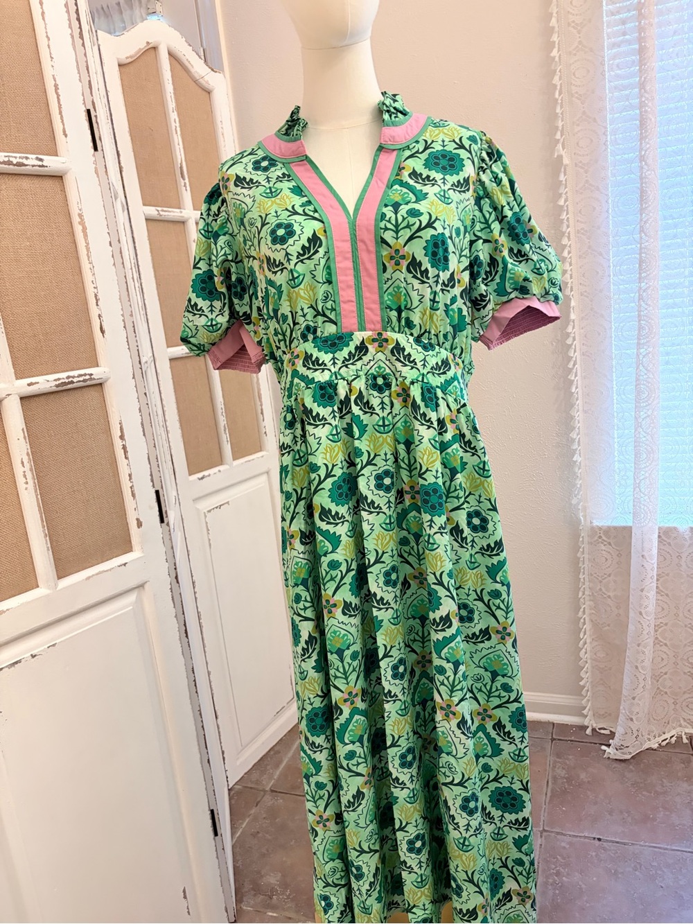 Jodifl NWT Green Floral Folk Print Puff Sleeve Maxi Dress Large - Picture 2 of 10